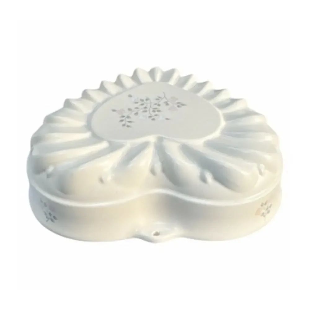 Vintage Pfaltzgraff Tea Rose Heart Shaped Mold Baking Dish